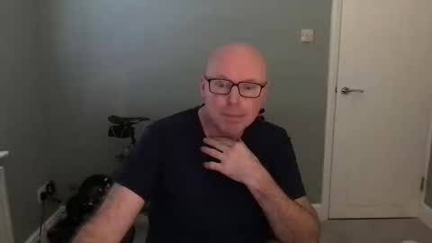 Snapshot of alc300170 chatting on December 2024 09:00:01 AM alc300170 online show from December 2024 09:00:01 AM