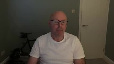 Snapshot of alc300170 chatting on October 2025 06:55:01 AM alc300170 online show from October 2025 06:55:01 AM