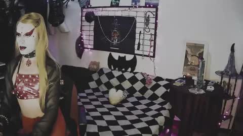 Mistic witch online show from March 2025 12:16:01 AM