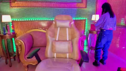 Aleja Online  GTM-5 700 1400 online show from October 2025 12:09:02 PM