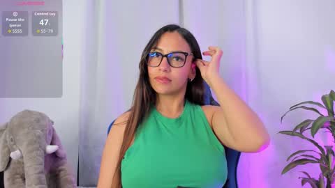 Snapshot of aleaa_ chatting on October 2025 12:52:02 AM aleaa online show from October 2025 12:52:02 AM