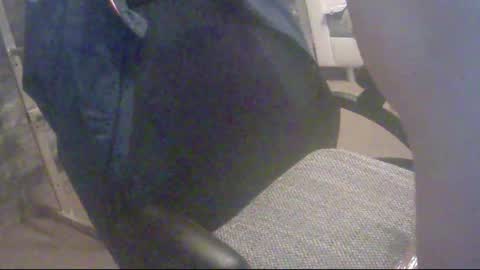 Snapshot of alec_tronic chatting on May 2026 04:19:01 AM alec_tronic online show from May 2026 04:19:01 AM