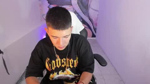 Aleck Boy online show from December 2025 07:33:02 PM