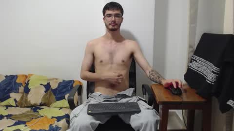 Snapshot of aleex_miller chatting on October 2025 12:24:02 AM aleex_miller online show from October 2025 12:24:02 AM