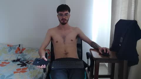 Snapshot of aleex_miller chatting on November 2025 04:20:02 PM aleex_miller online show from November 2025 04:20:02 PM