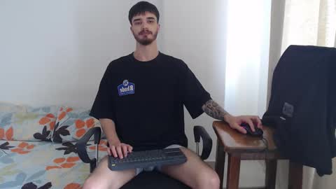 Snapshot of aleex_miller chatting on December 2025 03:07:02 PM aleex_miller online show from December 2025 03:07:02 PM