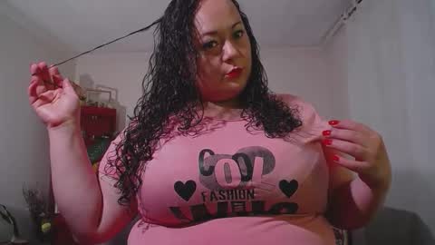 Snapshot of aleia_taylor chatting on October 2025 01:13:01 AM aleia taylor online show from October 2025 01:13:01 AM