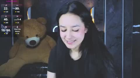 aleja online show from December 2025 08:05:02 PM