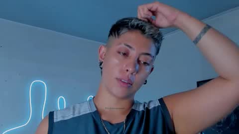 Alejandra online show from December 2025 04:52:01 AM