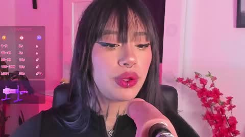 Snapshot of aleja_5 chatting on April 2026 03:40:02 AM Ale online show from April 2026 03:40:02 AM