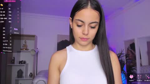 Alejandra online show from February 2025 11:23:01 AM