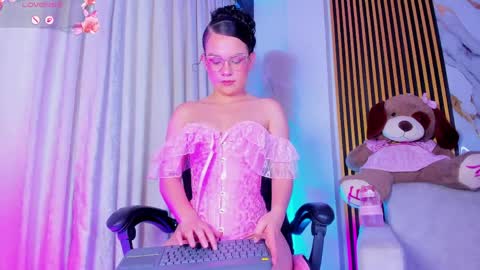 Snapshot of alejagarcia_ chatting on March 2026 09:04:02 PM CUTE ALEJA online show from March 2026 09:04:02 PM