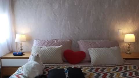 Alejandhra online show from January 2025 08:31:02 PM