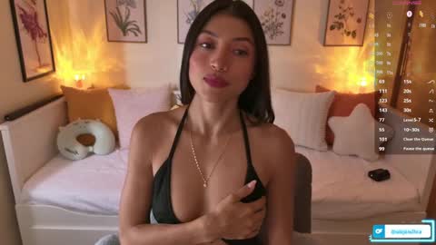 Snapshot of alejandhra chatting on April 2026 12:39:02 PM Alejandhra online show from April 2026 12:39:02 PM