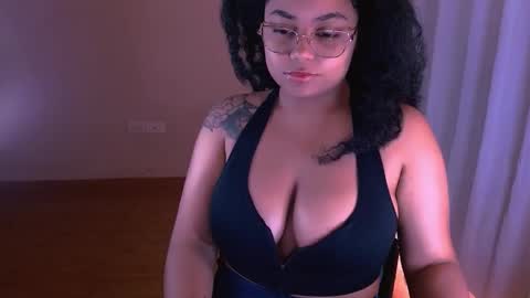 Alejandra  online show from December 2025 03:19:01 PM