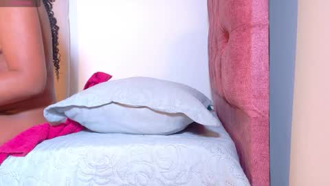 alejandra_dunn1 online show from December 2025 01:02:02 AM