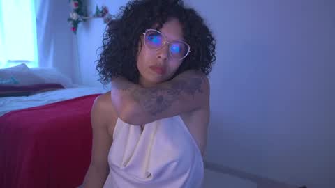 Snapshot of alejandra_kiss98 chatting on December 2024 09:29:02 PM O.F alejandra h1998 stream 300 pm - 1100 pm online show from December 2024 09:29:02 PM