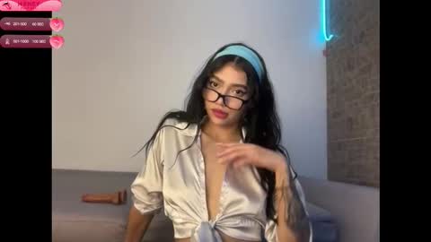 alejandraalvarezxo online show from February 2026 02:45:01 AM