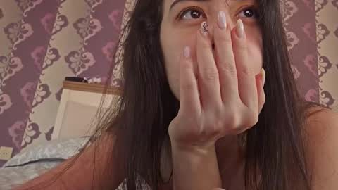 alejandradelaney online show from October 2025 12:24:01 PM