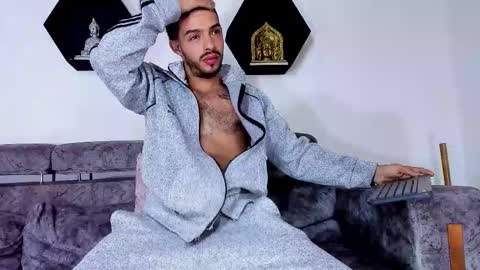 Snapshot of alejandro_zatroro chatting on February 2026 11:36:02 AM ONLYFANS ALEJANDRO ZATRORO online show from February 2026 11:36:02 AM