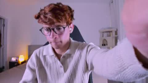 Snapshot of alejandroalvarez1613 chatting on April 2026 11:18:02 PM Alex online show from April 2026 11:18:02 PM