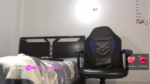 alejandrocock online show from April 2026 10:32:01 AM