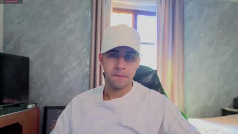 Snapshot of alejandrojf_00 chatting on February 2026 02:35:01 PM Daiki jack online show from February 2026 02:35:01 PM