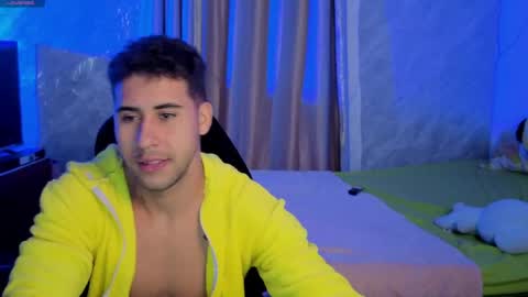 Snapshot of alejandrojf_00 chatting on March 2026 10:44:01 PM Daiki jack online show from March 2026 10:44:01 PM