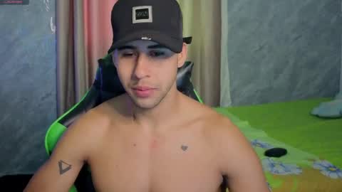 Snapshot of alejandrojf_00 chatting on April 2026 06:05:02 PM Daiki jack online show from April 2026 06:05:02 PM