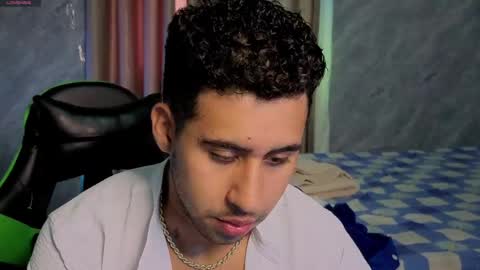 Snapshot of alejandrojf_00 chatting on April 2026 03:21:02 PM Daiki jack online show from April 2026 03:21:02 PM