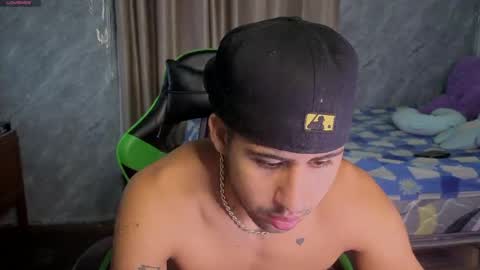 Snapshot of alejandrojf_00 chatting on April 2026 12:53:01 AM Daiki jack online show from April 2026 12:53:01 AM