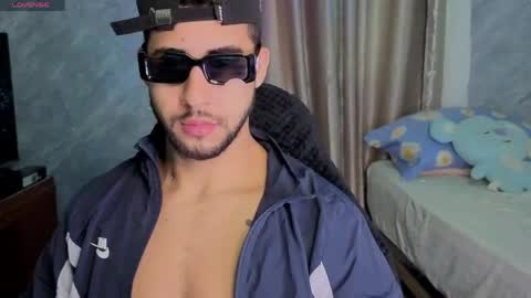Snapshot of alejandrojf_00 chatting on May 2026 10:07:01 PM Daiki jack online show from May 2026 10:07:01 PM