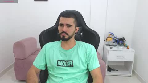 Snapshot of alejandroo_7 chatting on February 2026 05:28:01 PM alejandroo_7 online show from February 2026 05:28:01 PM