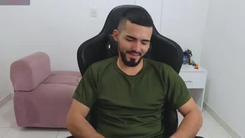 Snapshot of alejandroo_7 chatting on February 2026 08:25:02 PM alejandroo_7 online show from February 2026 08:25:02 PM