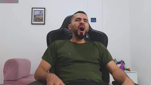 Snapshot of alejandroo_7 chatting on February 2026 04:35:01 PM alejandroo_7 online show from February 2026 04:35:01 PM