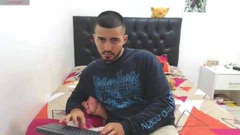 Snapshot of alejandroo_7 chatting on February 2026 03:54:01 PM alejandroo_7 online show from February 2026 03:54:01 PM