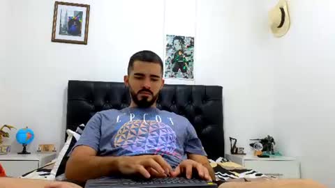 alejandroo_7 online show from July 2026 07:13:02 PM