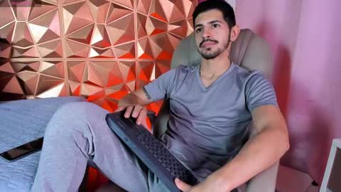 Snapshot of alejandrostorm chatting on April 2026 02:58:01 AM Alejo online show from April 2026 02:58:01 AM