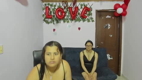 zoe and Kataleya online show from February 2025 01:00:02 PM