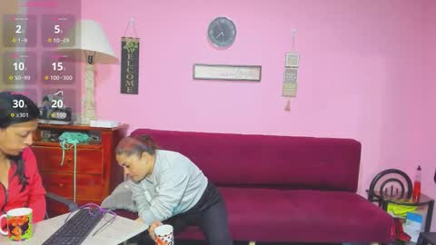 zoe and Kataleya online show from September 2025 12:27:02 PM