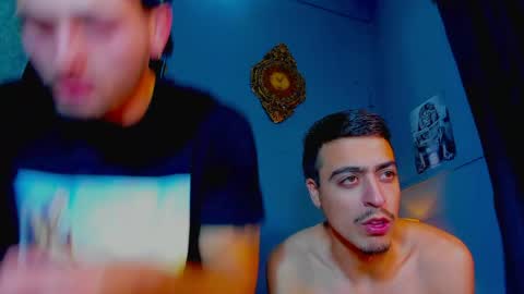 alejo_323__ online show from April 2026 03:50:01 AM
