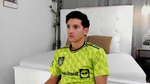 Snapshot of alejo_exotic chatting on June 2026 12:24:02 PM alejo_exotic online show from June 2026 12:24:02 PM