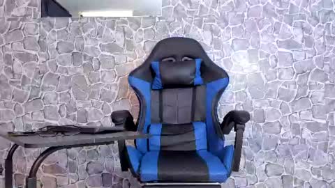 Snapshot of alejo_peverell chatting on July 2026 05:15:02 PM alejo peverell online show from July 2026 05:15:02 PM