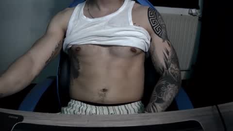 Snapshot of alejoduarte16 chatting on April 2026 12:14:01 PM alejoduarte16 online show from April 2026 12:14:01 PM