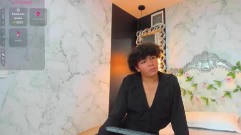 Snapshot of alejofoxx18 chatting on February 2025 07:31:02 PM Alejandro or Alejo online show from February 2025 07:31:02 PM