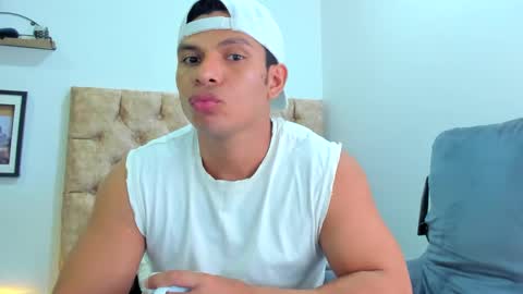 alejostrong online show from September 2025 02:46:01 AM