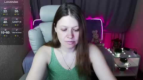 Snapshot of alekasamui chatting on February 2025 01:05:02 AM Aleksa online show from February 2025 01:05:02 AM