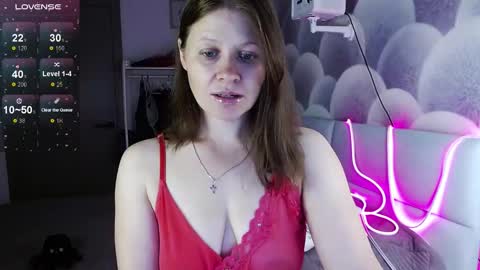 Snapshot of alekasamui chatting on September 2025 09:31:02 AM Aleksa online show from September 2025 09:31:02 AM