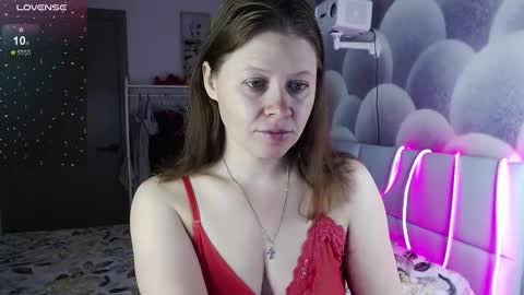 Snapshot of alekasamui chatting on October 2025 09:46:01 PM Aleksa online show from October 2025 09:46:01 PM