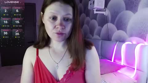 Snapshot of alekasamui chatting on November 2025 10:10:02 PM Aleksa online show from November 2025 10:10:02 PM